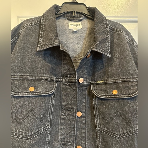 Women’s Girlfriend Black Denim Jacket size Large - new never worn! - Picture 2 of 5